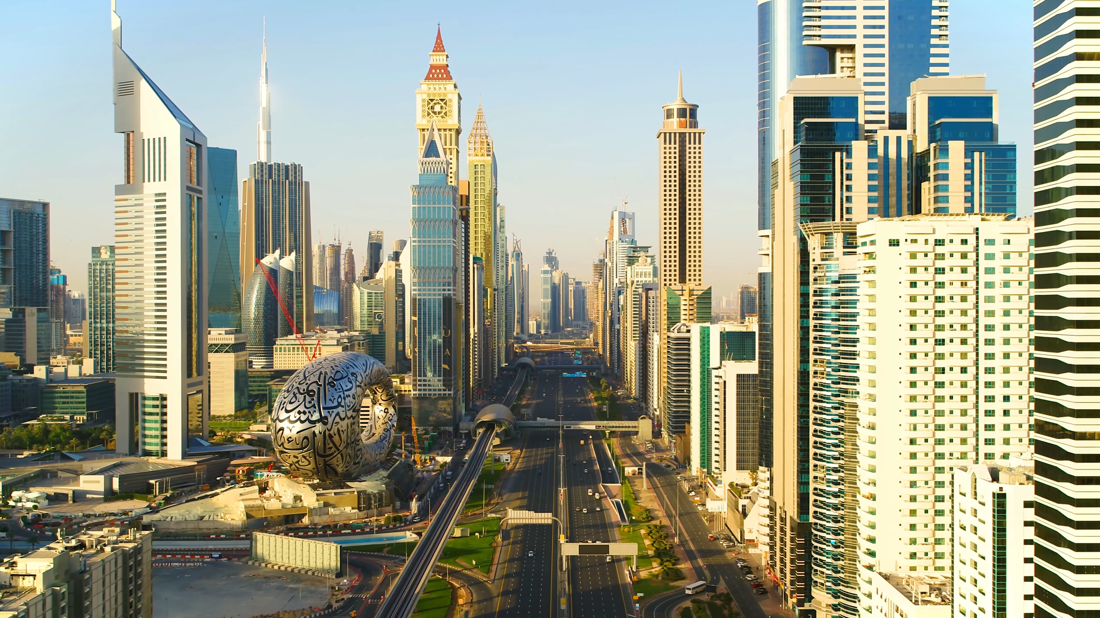 New developments in Dubai are taking the real estate market of the city by storm. Explore how new real estate projects attract higher ROI and rental yields.