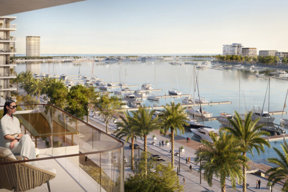 The Pier Point by Emaar at Rashid Yacht & Marina offers living space with a starting size of 774 sq ft. 1, 2, and 3 bedrooms. Starting from 1,930,000 AED 